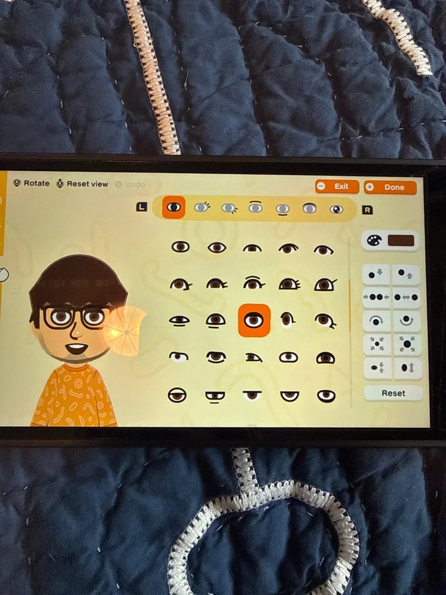 Rivers Cuomo Mii guide step 4