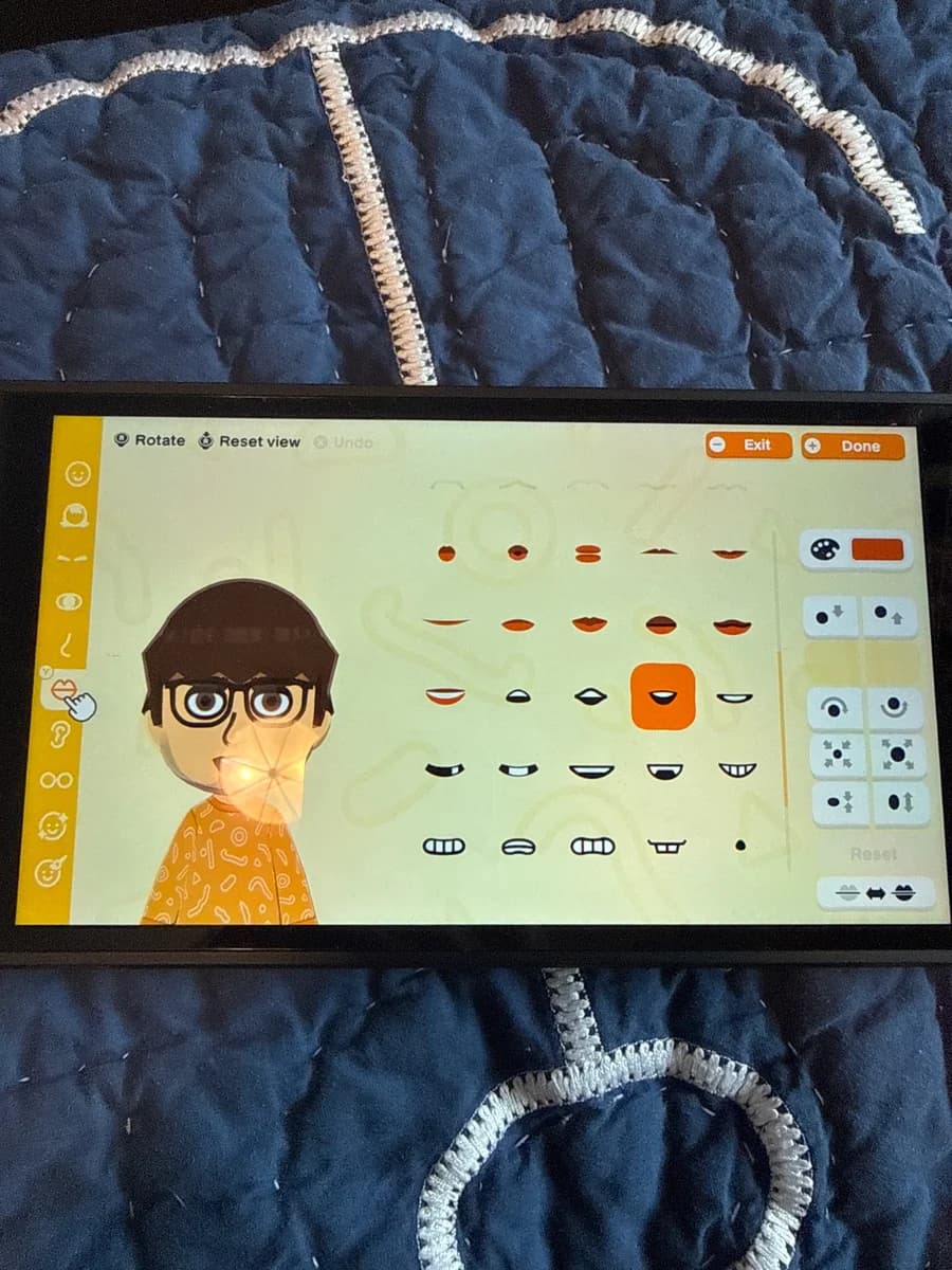 Rivers Cuomo Mii guide step 6